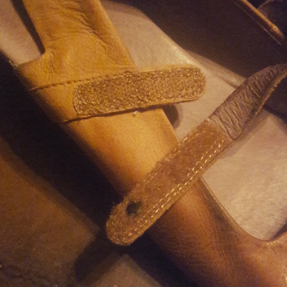 Tan Leather Shoes - Picture 6 of 6